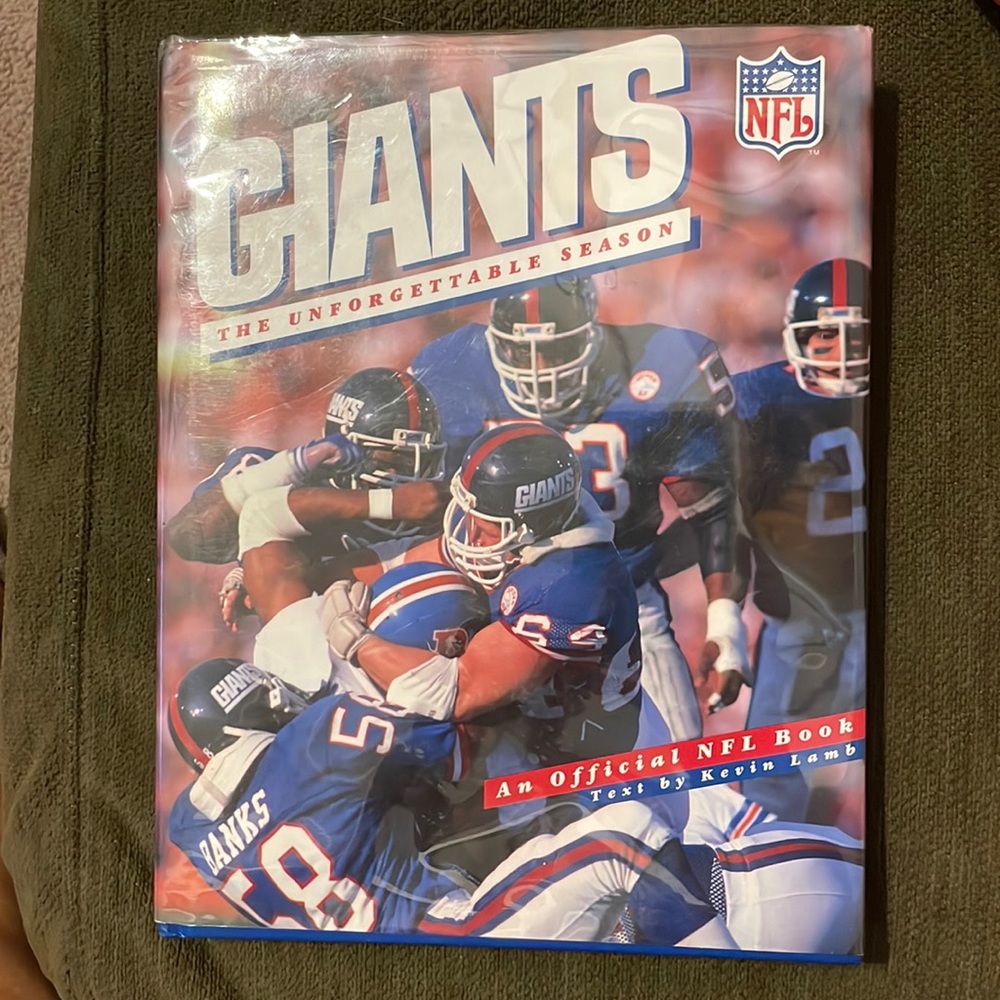 The Giants Unforgettable Season An official NFL season